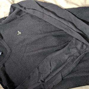 American eagle men's v neck